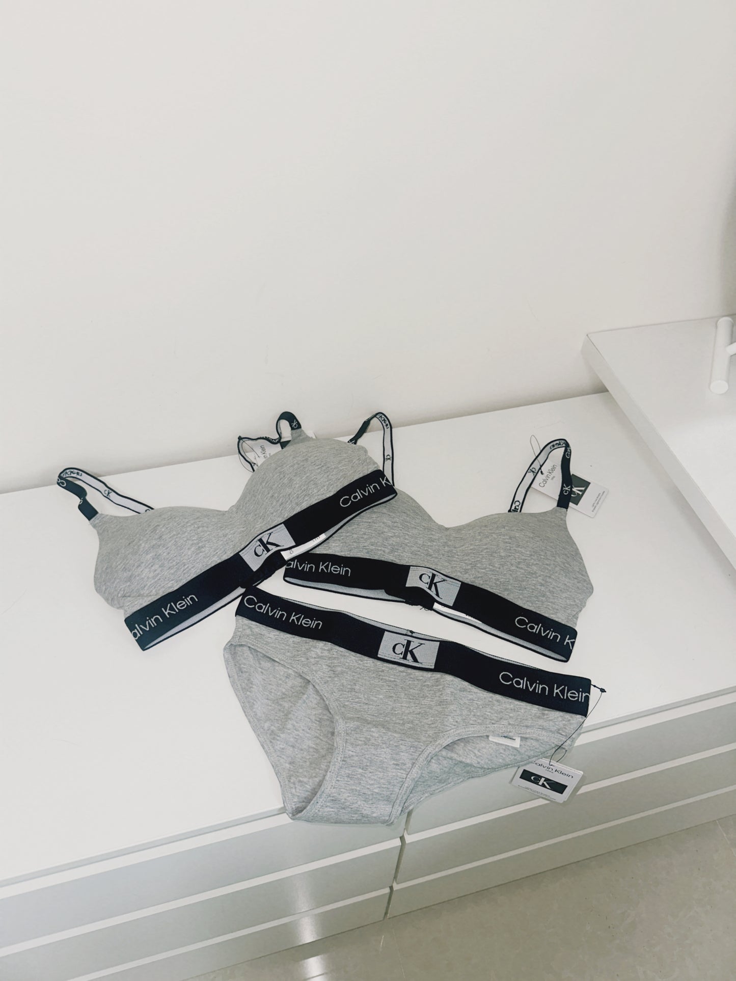 Calvin Klein 1996 無鋼圈集中型bra top