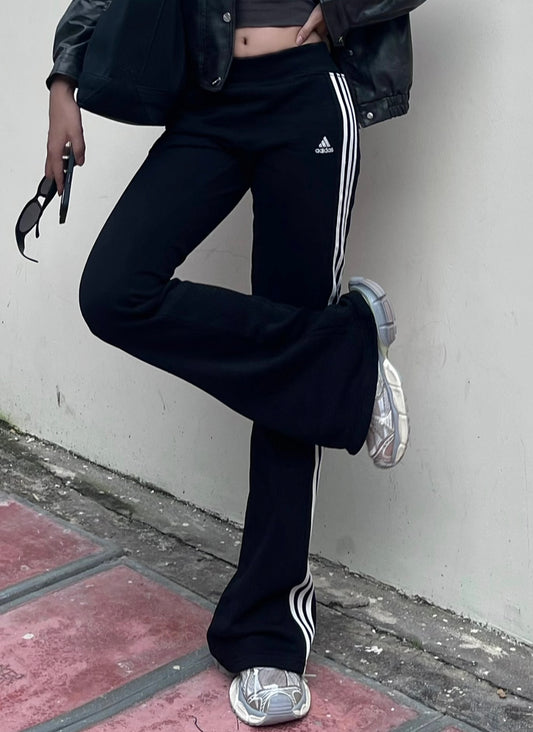Adidas 喇叭褲