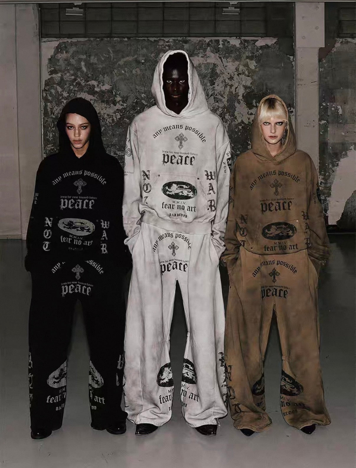 Bad blood Cross & Lion Logo Washed Baggy Sweat Pants