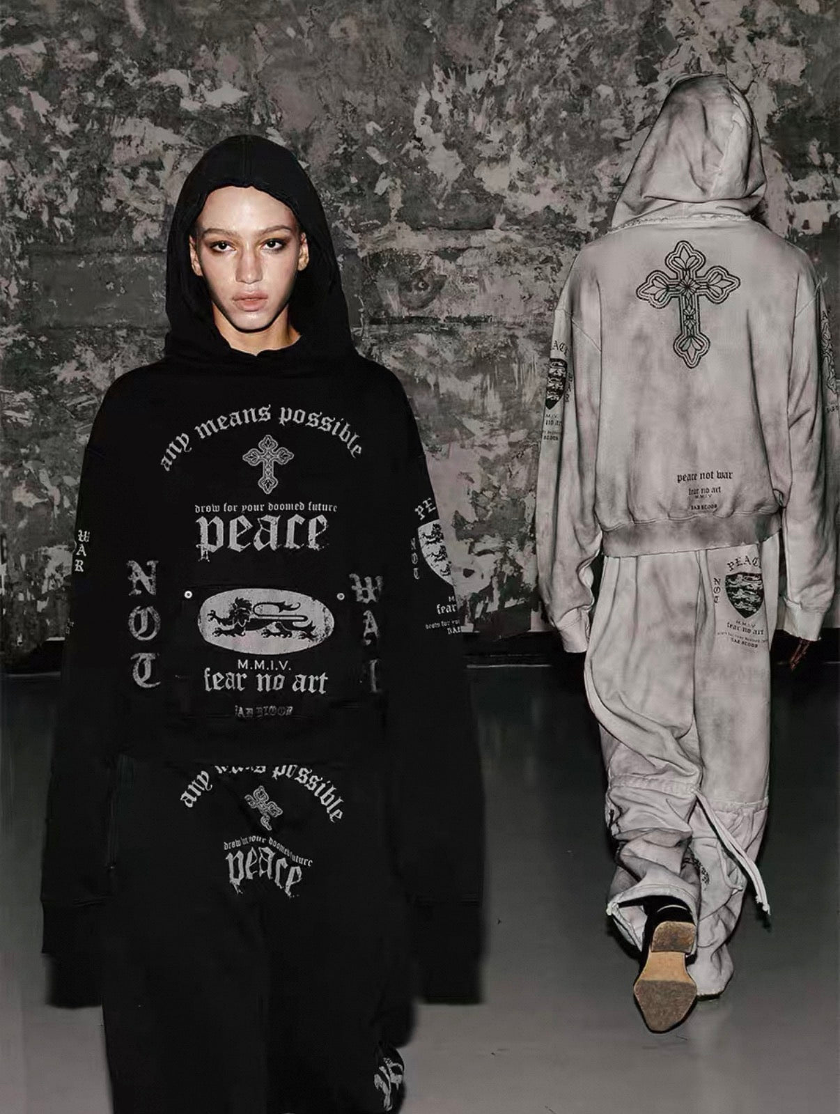 Bad blood Cross & Lion Logo Washed Baggy Sweat Pants