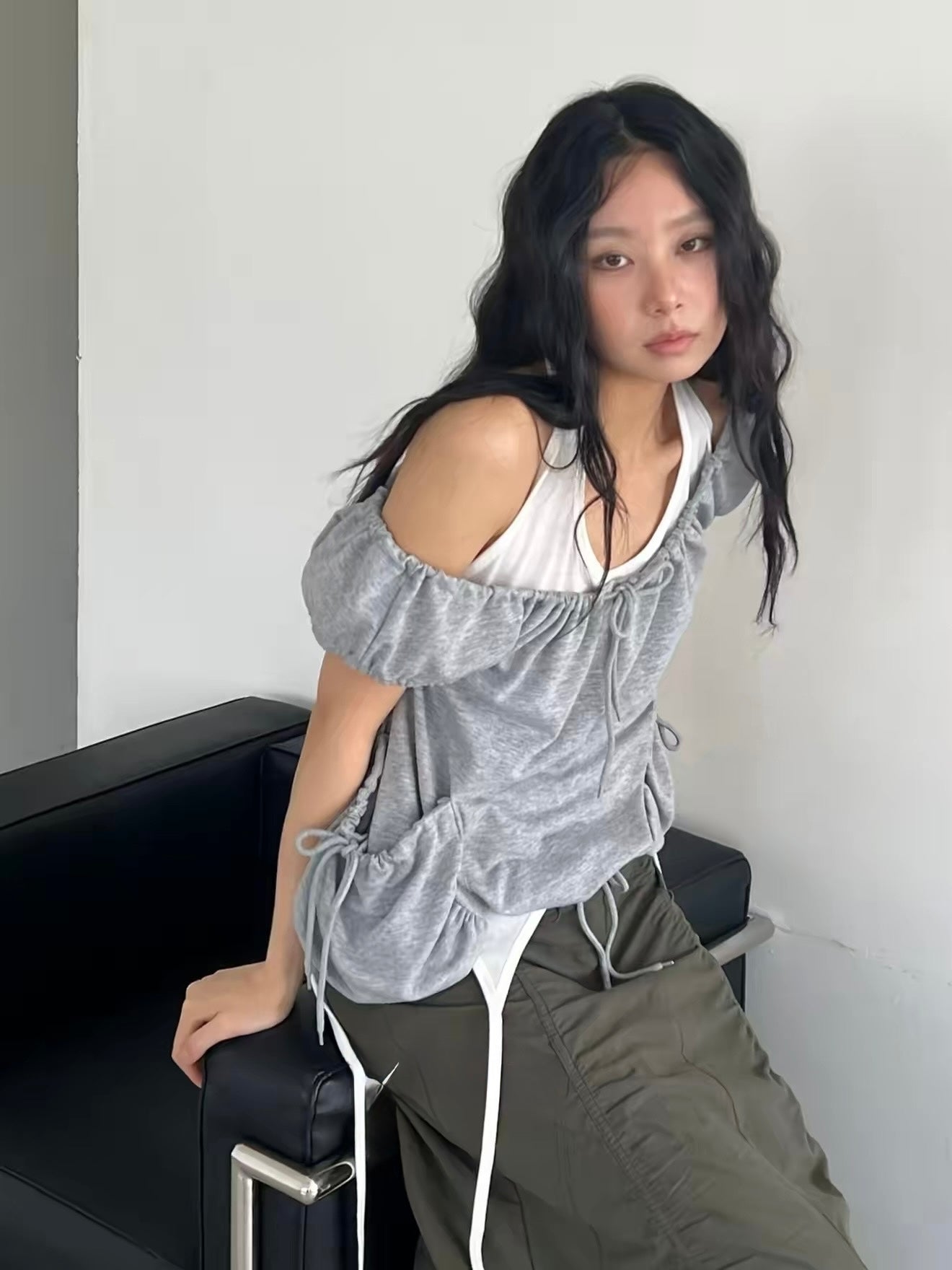 ￼ Korea露背掛頸背心￼