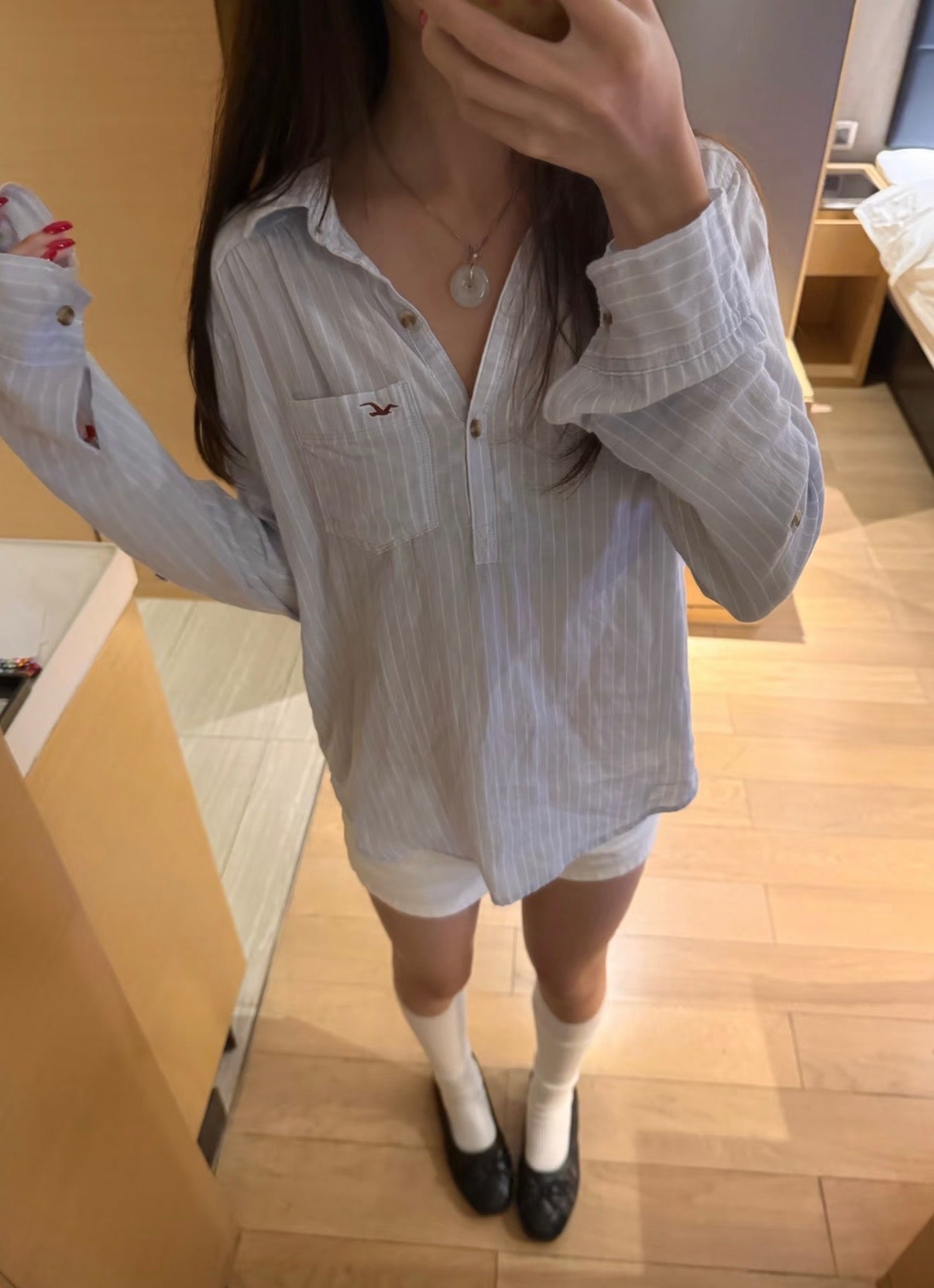 Hollister ￼Women's Lightweight Popover Long Sleeve Shirt