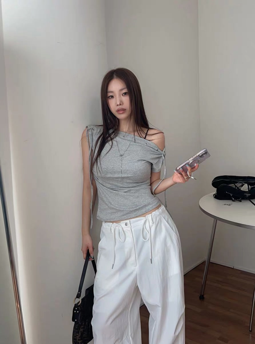 ￼ Korea 斜肩修身短袖￼
