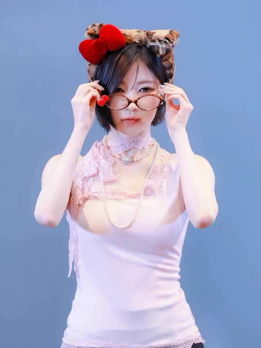 ￼ Korea斜膊lace top