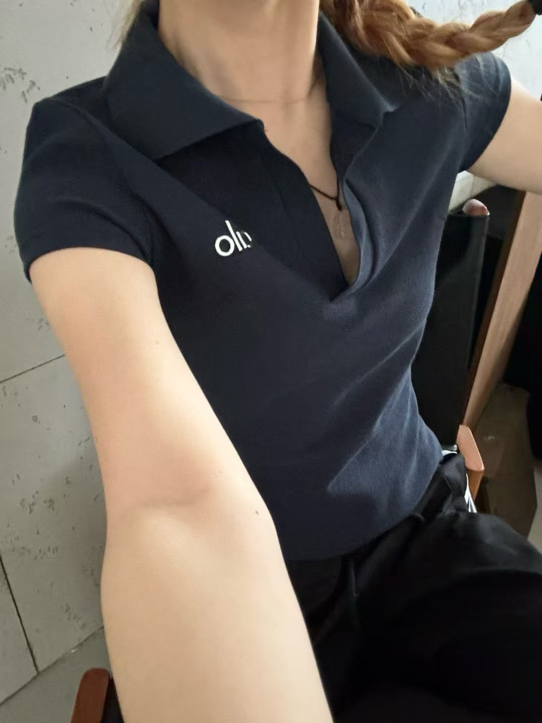 Alo V neck Tee