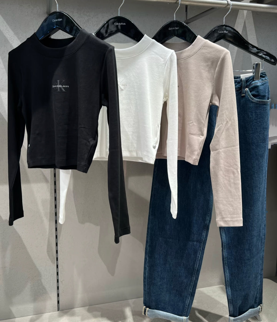 Calvin Klein Jeans  Monogram LongTee