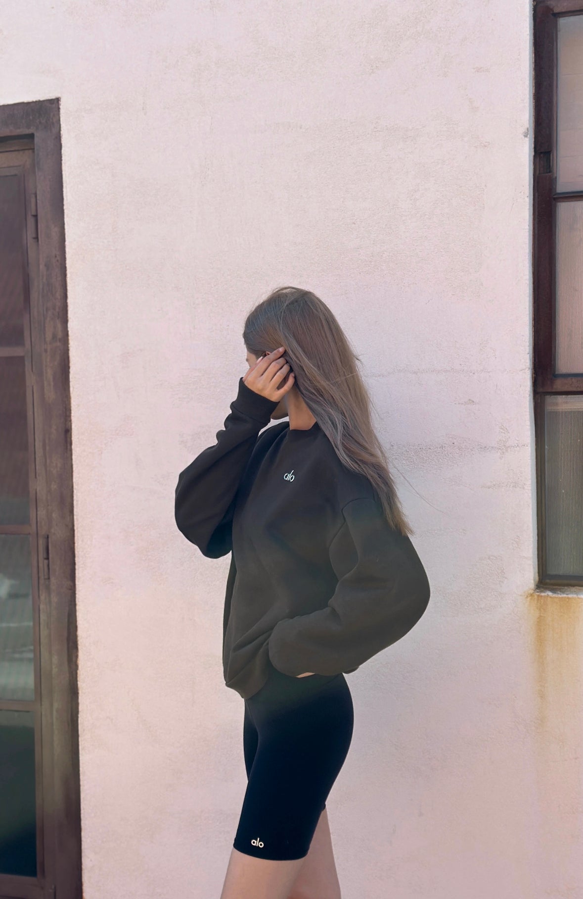 Alo Yoga Fleece Accolade crewneck sweatshirt