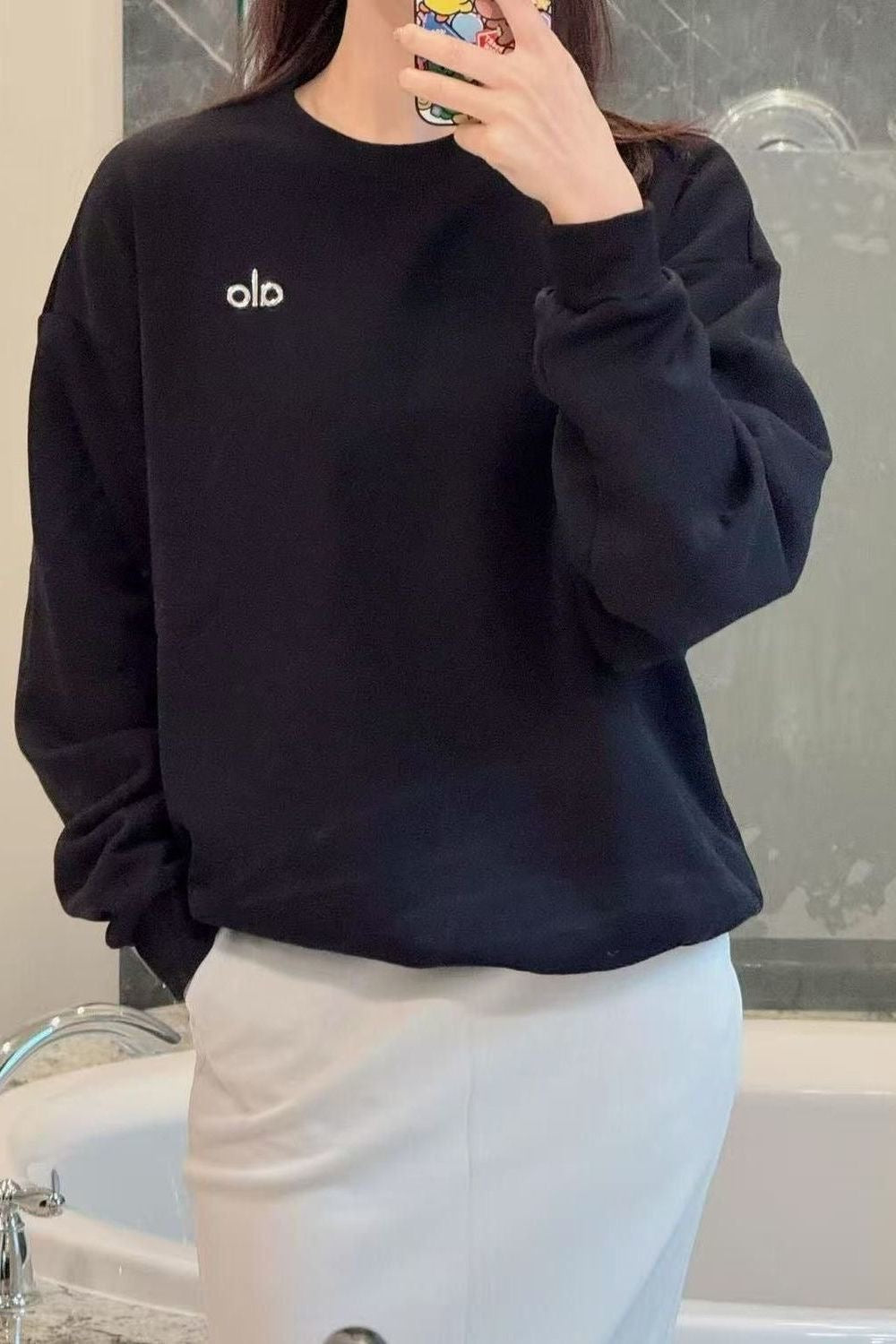 Alo Yoga Fleece Accolade crewneck sweatshirt
