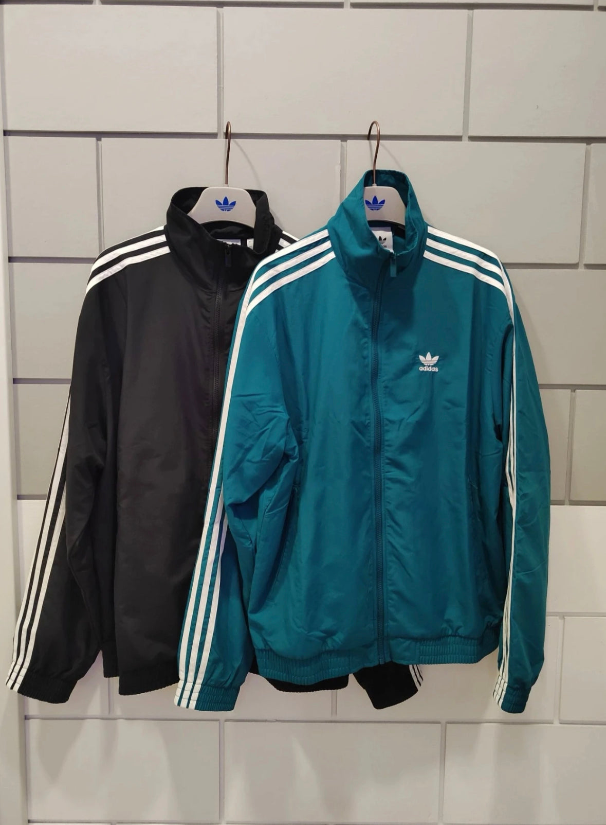 Adidas jkt- Green